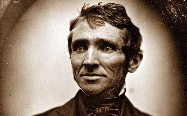 Ο Τσαρλς Γκουντγίαρ