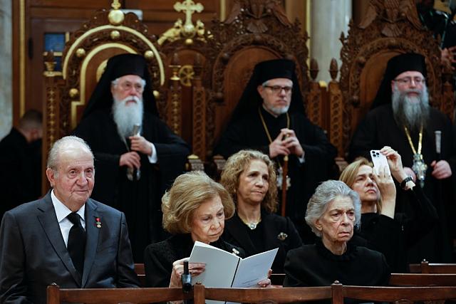 κηδεία τέως