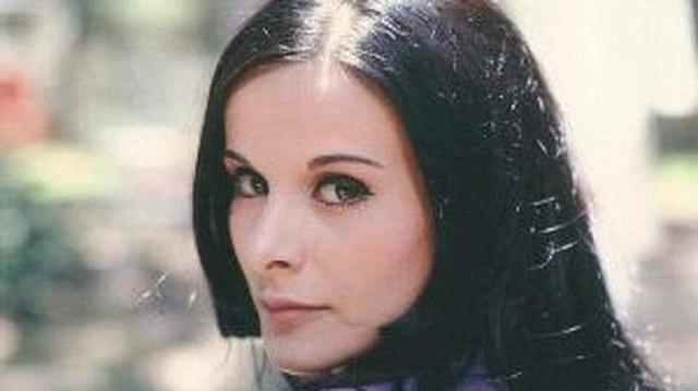 Η Έλενα Ναθαναήλ