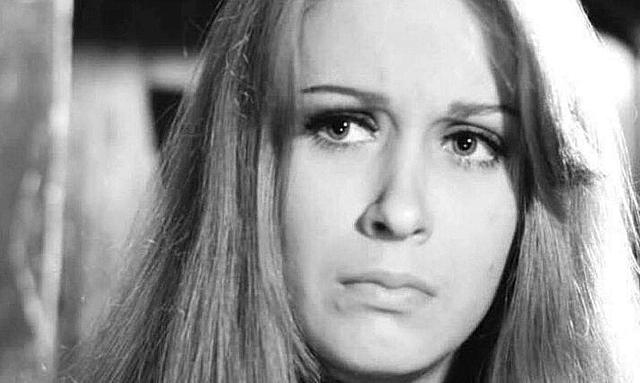 Η Νόρα Βαλσάμη