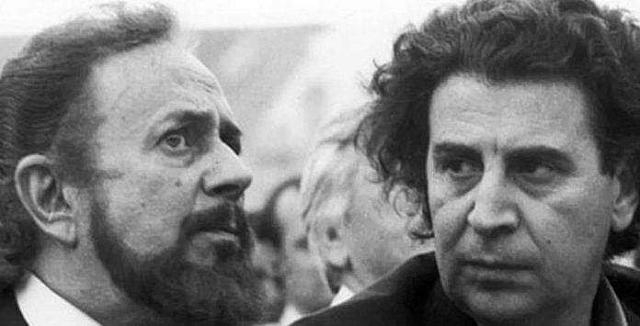 Ο Μίκης Θεοδωράκης με τον Γιάννη Ρίτσο (αριστερά)