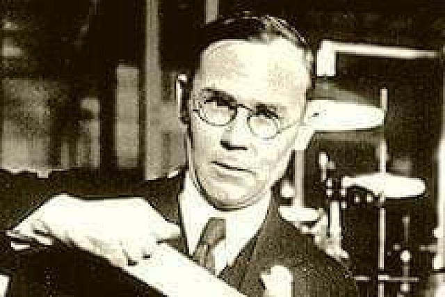 Ο Γουάλας Καράδερς