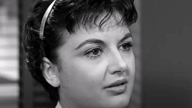 Η Σμαρούλα Γιούλη