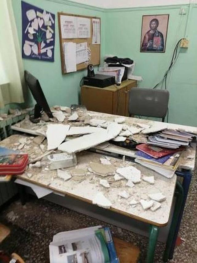βολος καταρρευση οροφης