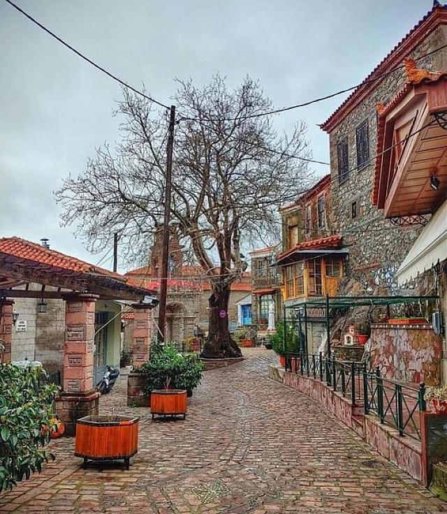 βατουσα λεσβος