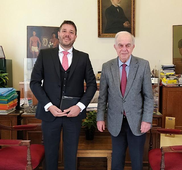 λαμπρινός πρέσβης βουλγαρίας