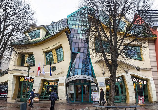 The Crooked House Poland