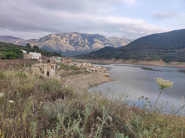 Φραγμα Αποσελέμη