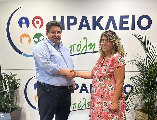 Μίνα Κανδηλάκη – Φυσικοθεραπεύτρια