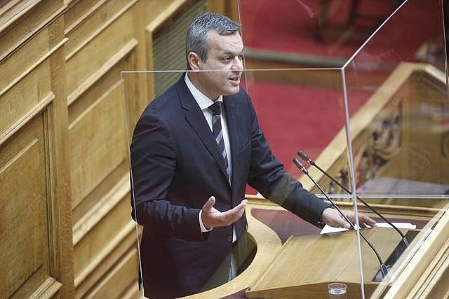 Χάρης Μαμουλάκης