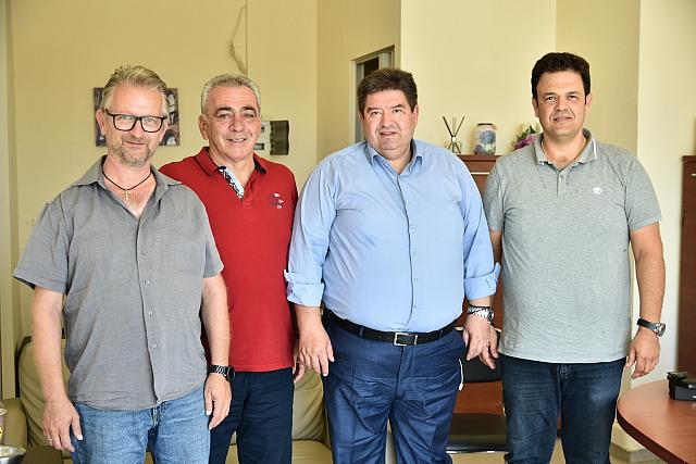 καραμαλάκης