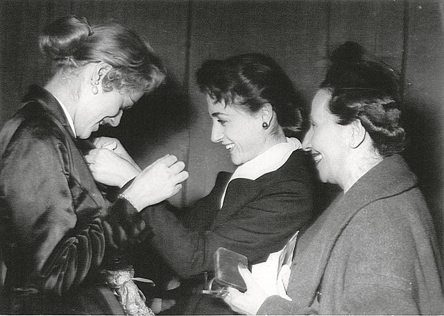 μελινα - λαμπετη - κοτοπουλη