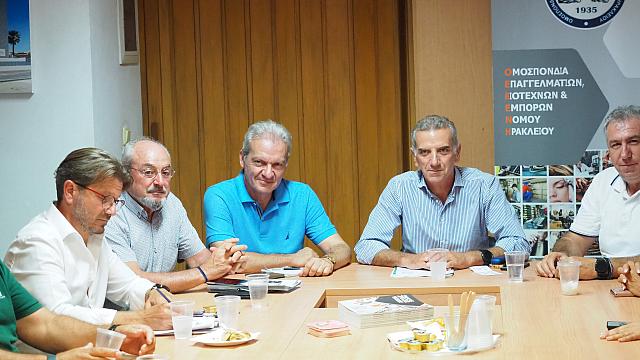 Συνάντηση του Αλέξη Καλοκαιρινού με τη Διοίκηση της ΟΕΒΕΝΗ