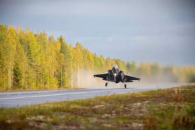 f35
