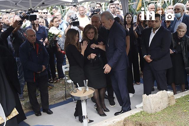 ιωαννιδησ