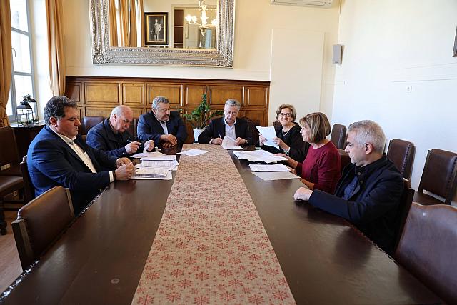 Σταύρος Αρναουτάκης