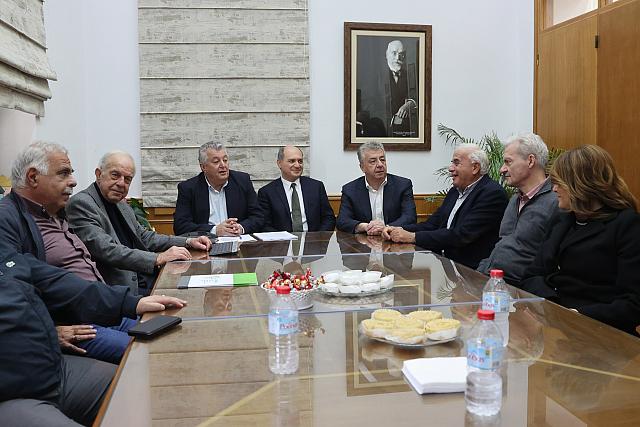 εσδακ