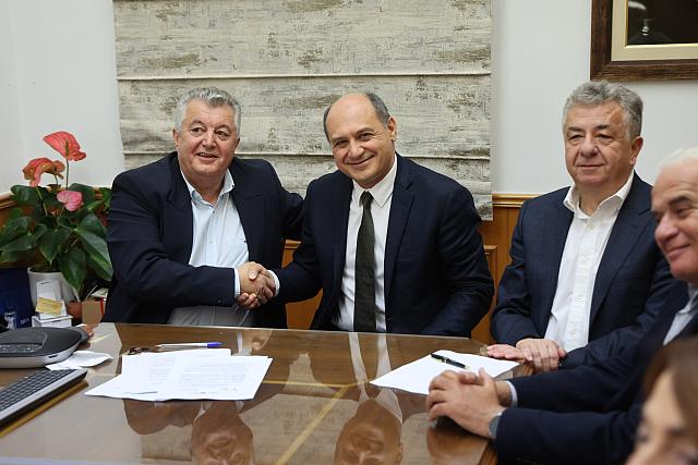 εσδακ