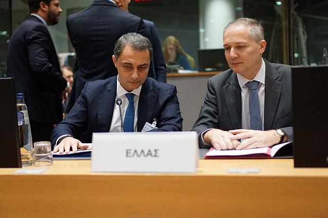 Σενετάκης