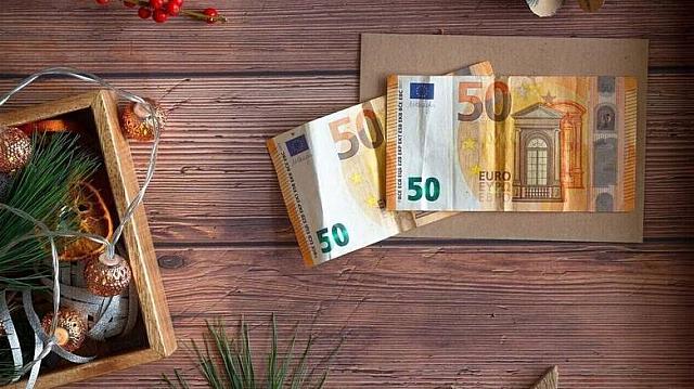 χρηματα