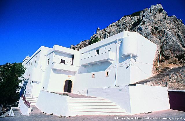 μονη φανερωμένης