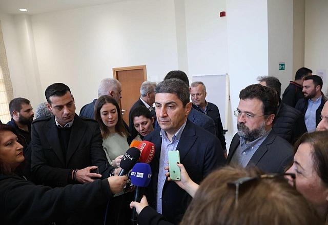 αυγενακης