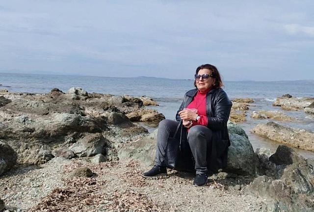 Καρνέση
