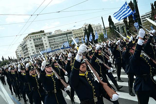ΠΑΡΕΛΑΣΗ
