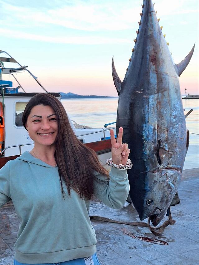 ψαρι 400 κιλα