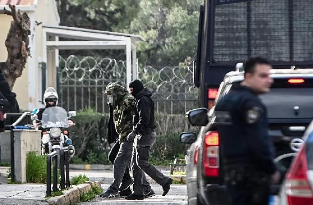τρομοκράτες ανακριτής