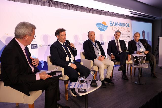 Αλέξης Καλοκαιρινός