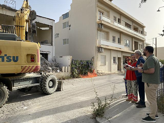 Αλέξης Καλοκαιρινός