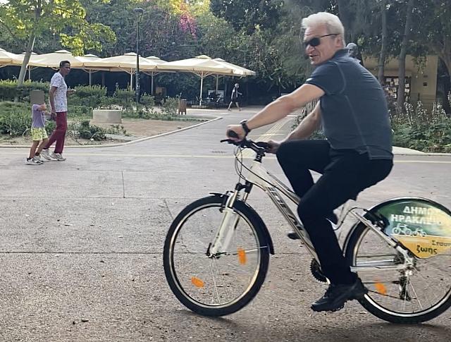 Αλέξης Καλοκαιρινός