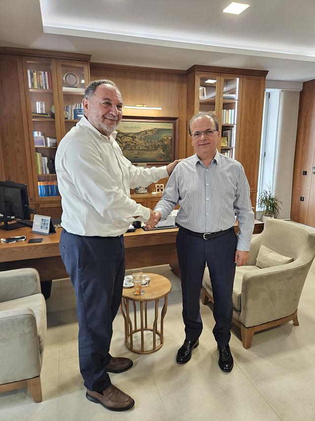Κουράκης
