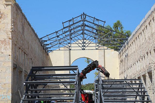 ΟΡΟΦΗ ΣΤΗ ΔΗΜΟΤΙΚΗ ΑΓΟΡΑ ΧΑΝΙΩΝ