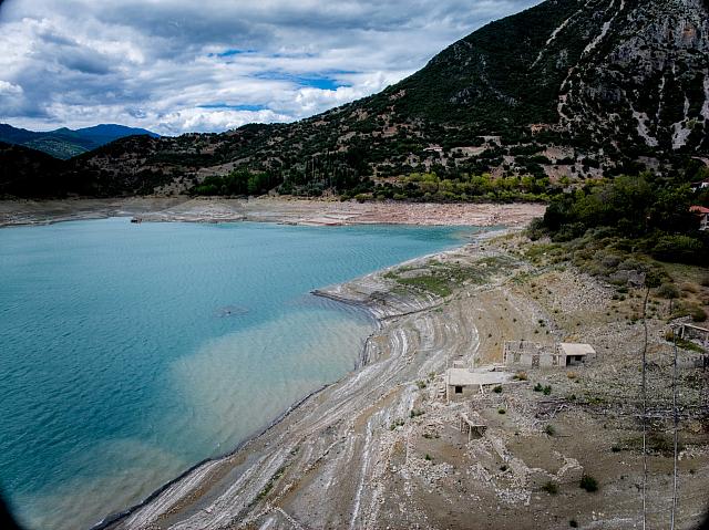 Λίμνη μόρνου