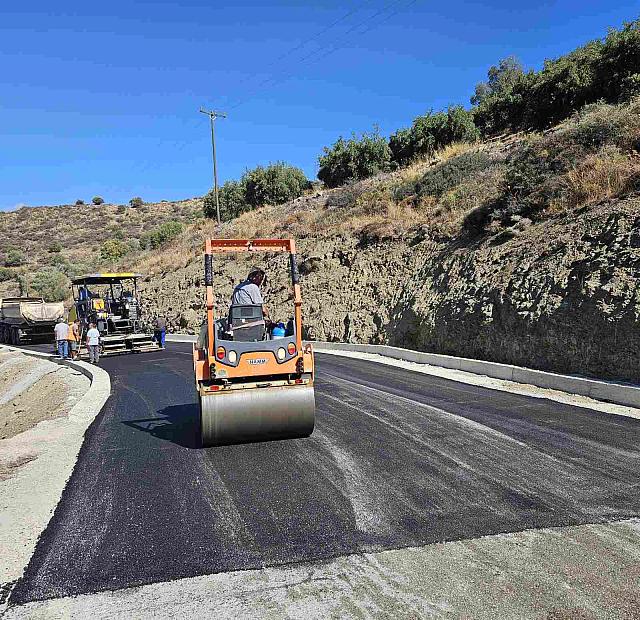 ΑΣΦΑΛΤΌΣΤΡΩΣΗ