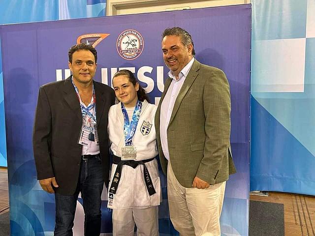ψυλλακη