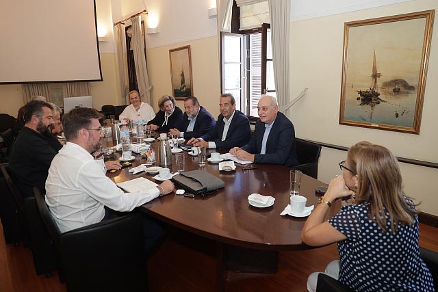 Συνάντηση Δημάρχων της Περιφερειακής Ενότητας Ηρακλείου με τη Γενική Γραμματέα της Αποκεντρωμένης Διοίκησης Κρήτης