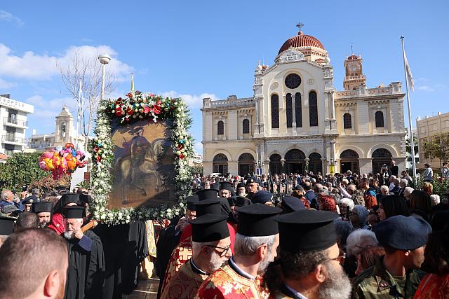 αγιος μηνας