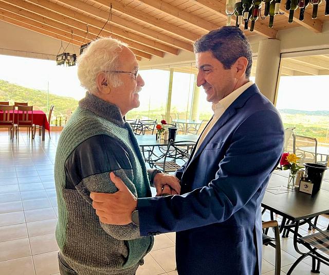 ΑΥΓΕΝΑΚΗΣ ΣΕ ΟΙΝΟΠΟΙΕΙΟ