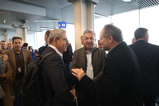 παράδοση - παραλαβή στο αεροδρόμιο Ηρακλείου