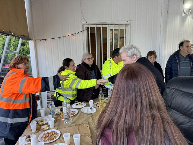 καλοκαιρινος με υπηρεσια καθαριότητας