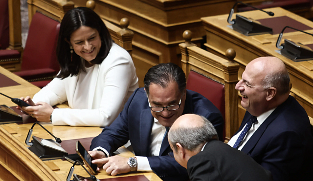 βουλή άδωνις