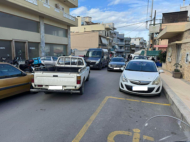 λαικη αγορα καμινια