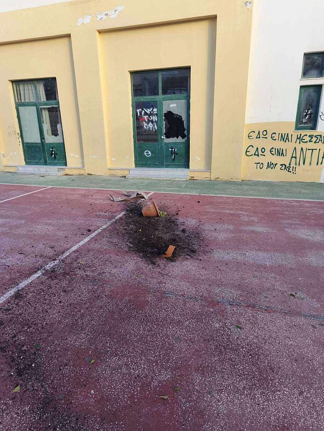 Βανδαλισμοί σε 5ο Γυμνάσιο και 11ο Λύκειο