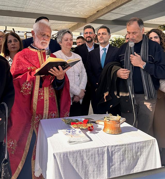 Θεοφάνεια Μαλεβίζι