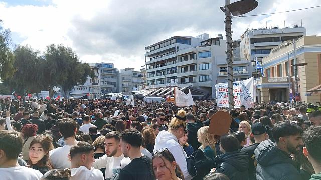 ΣΥΓΚΕΝΤΡΩΣΗ ΓΙΑ ΤΑ ΤΕΜΠΗ ΣΤΟ ΗΡΑΚΛΕΙΟ