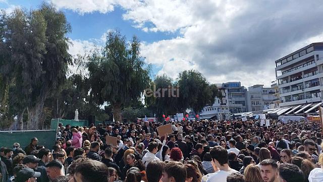 ΣΥΓΚΕΝΤΡΩΣΗ ΓΙΑ ΤΑ ΤΕΜΠΗ ΣΤΟ ΗΡΑΚΛΕΙΟ