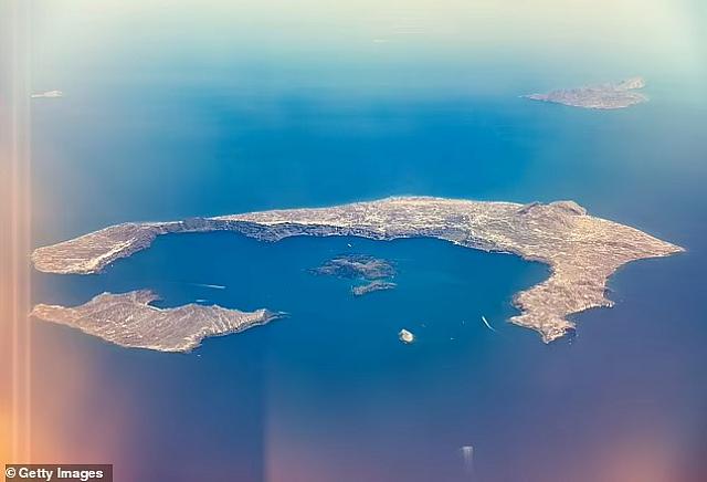 κολουμπο σαντορινη